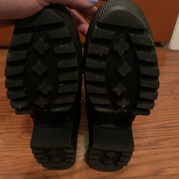 Goldish iridescent black combat boots - Picture 3 of 3